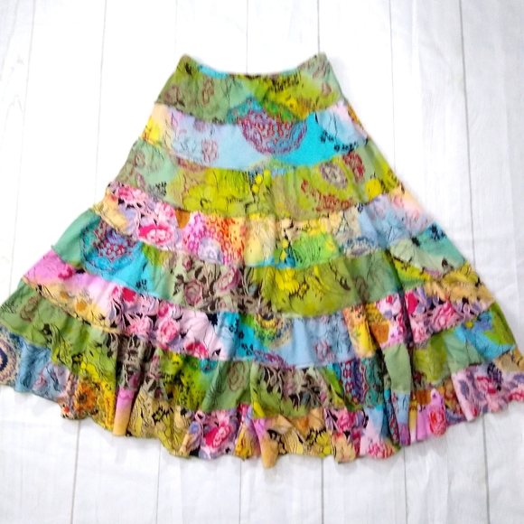Bila Dresses & Skirts - Retro Boho Prairie Patchwork Gypsy Skirt M